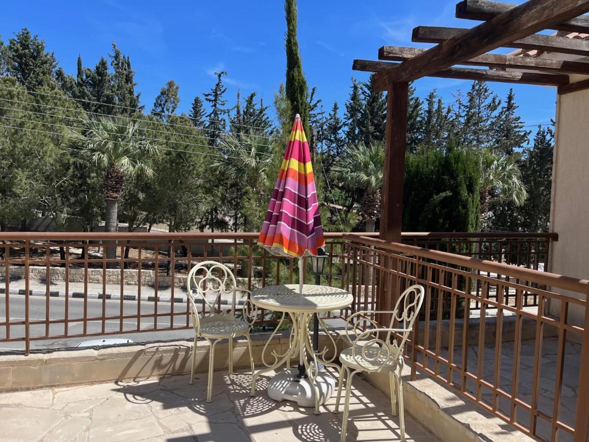 Apartamento 2 Palaepaphos Gardens Kouklia Exterior foto